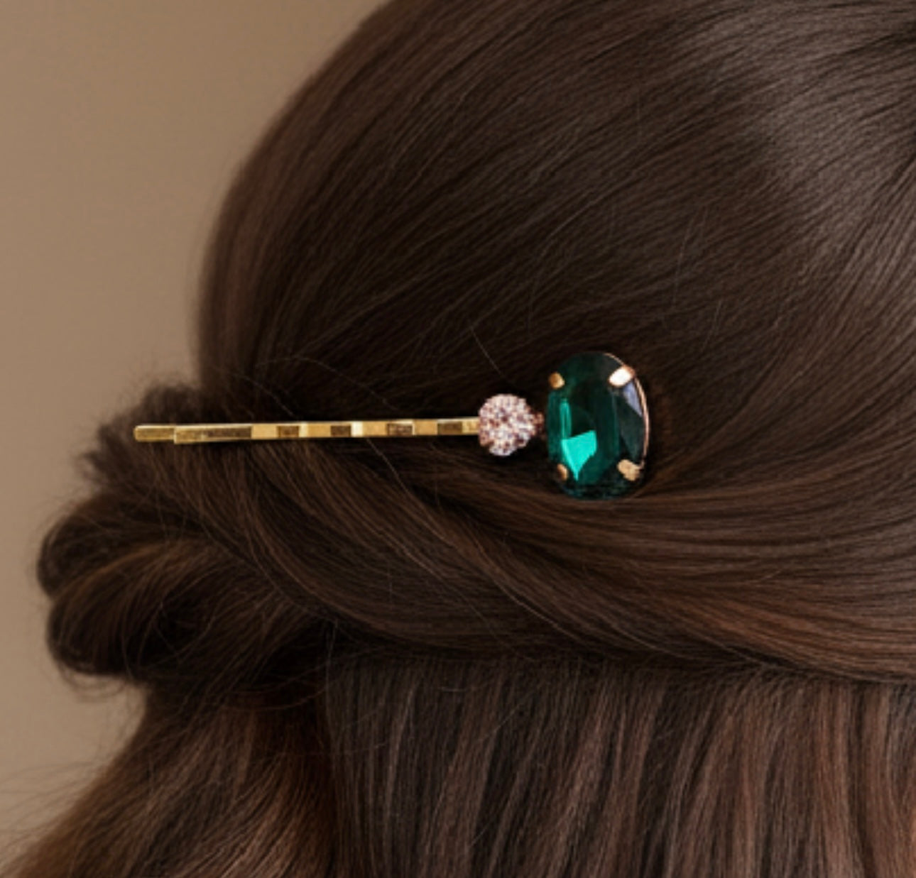 Oval Green & Round White Rhinestone Hair Clip