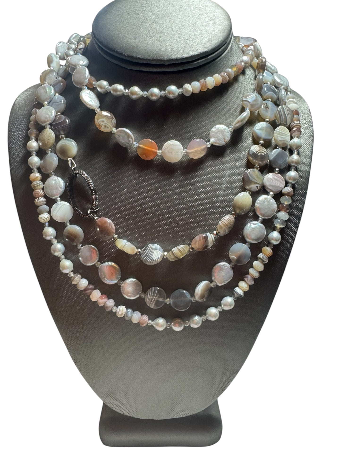 Gray Agate Short Necklace