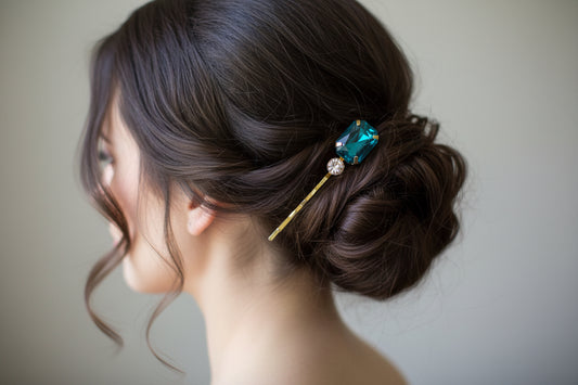 Green Rectangular & White Round Rhinestone Clip