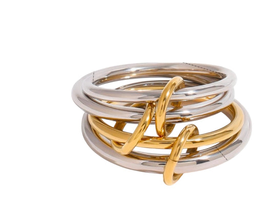 Quadriple Circle Ring